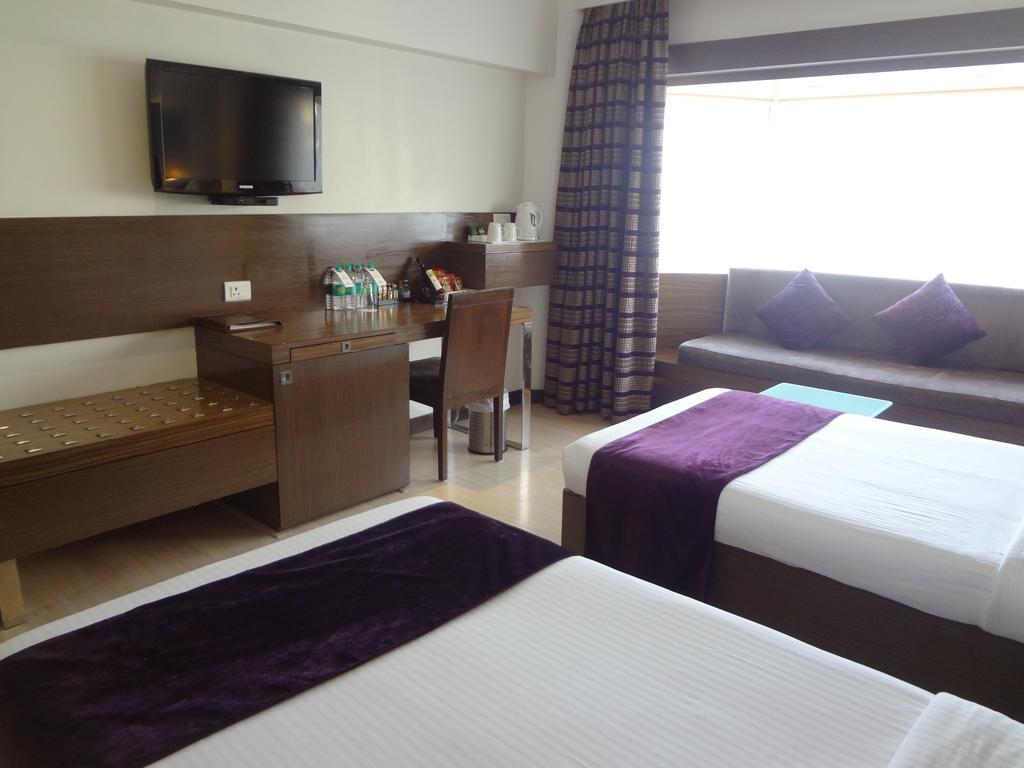 Hotel Sea Princess Bombay Eksteriør billede